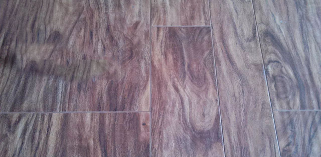 90%的業主選用金色真瓷膠做美縫，木紋磚適用嗎