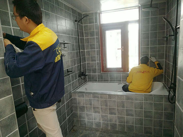 關(guān)于寒冷天氣真瓷膠施工的注意事項(xiàng)