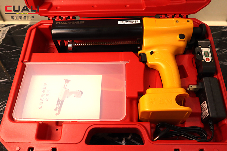 電動膠槍-750.jpg 電動膠槍-750.jpg