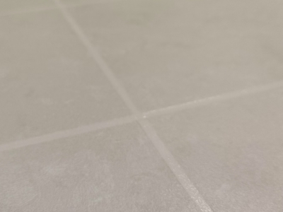 桶裝太貴？這款氫化彩砂性能不輸，還能壓平縫！